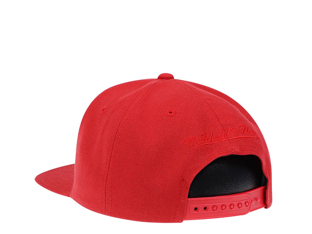 Mitchell & Ness Atlanta Hawks Red Hardwood Classic Snapback Cap
