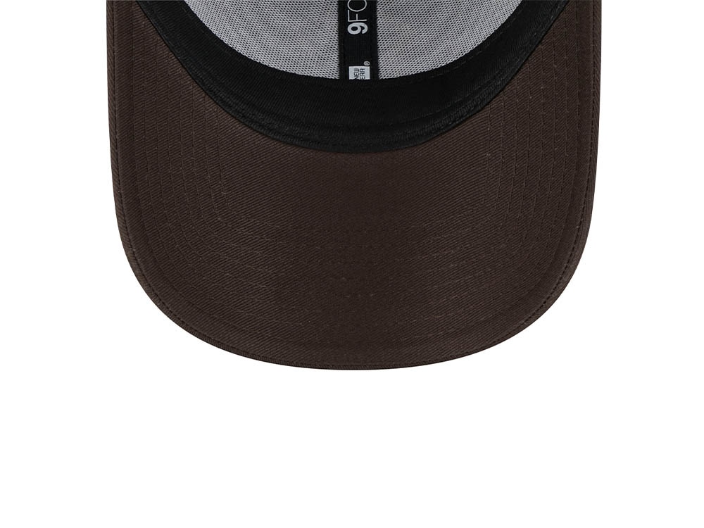 New Era New York Yankees Essential League Metallic Brown Womens 9Forty Strapback Cap