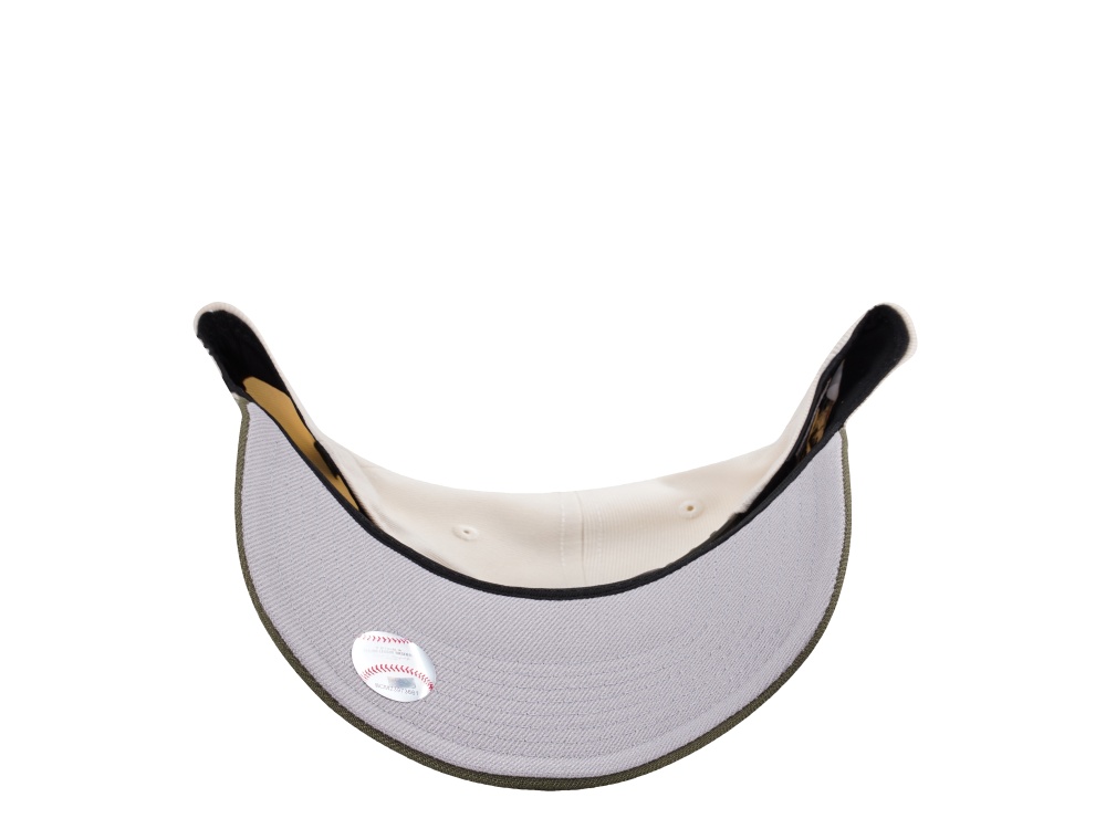 New Era New York Yankees World Series 1999 Cream Two Tone Edition 9Forty A Frame Snapback Cap