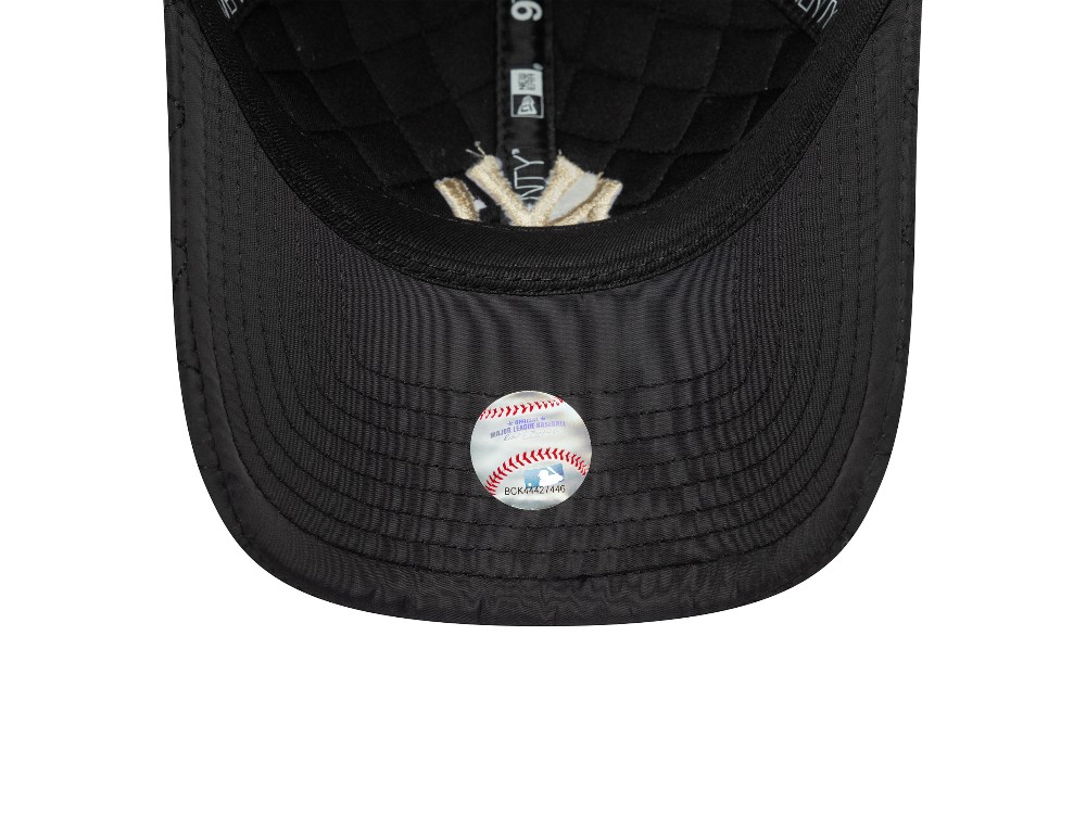 New Era New York Yankees Quilted Navy 9Twenty Snapback Cap