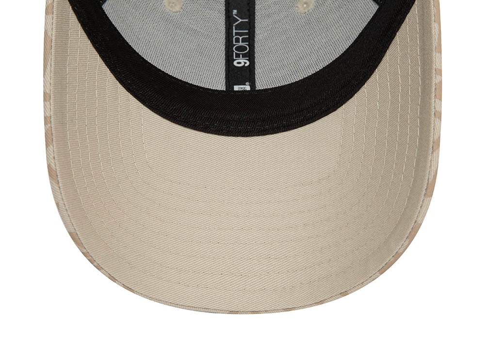 New Era New York Yankees Monogram Stone 9Forty Womens Strapback Cap