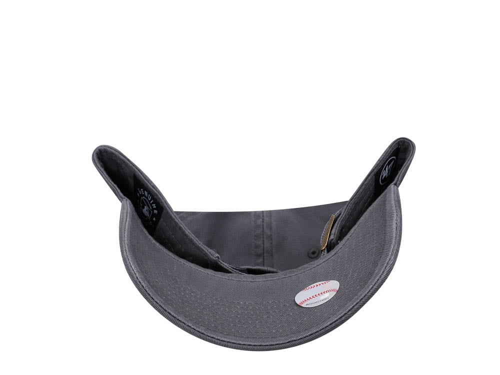47Brand New York Yankees Charcoal Clean Up Strapback Cap
