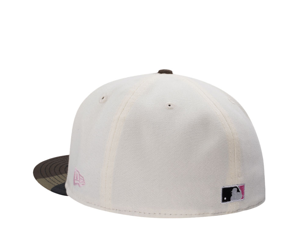 New Era Chicago White Sox World Series Champions 2005 Chrome Two Tone Edition 59Fifty Fitted Cap