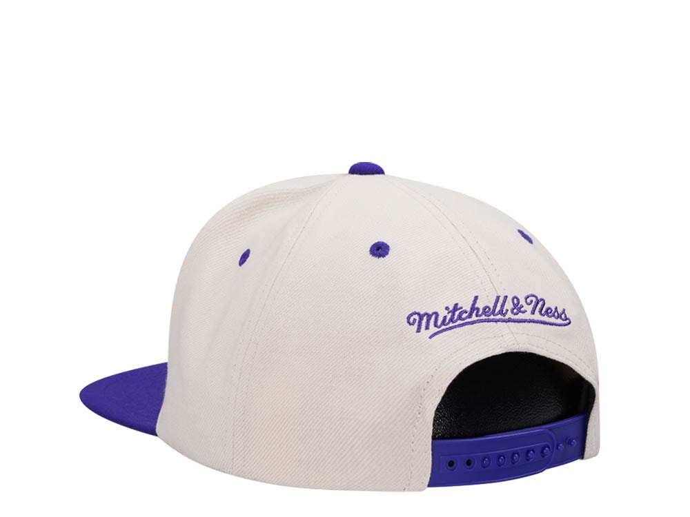 Mitchell & Ness Utah Jazz Sail Off White Two Tone Snapback Cap