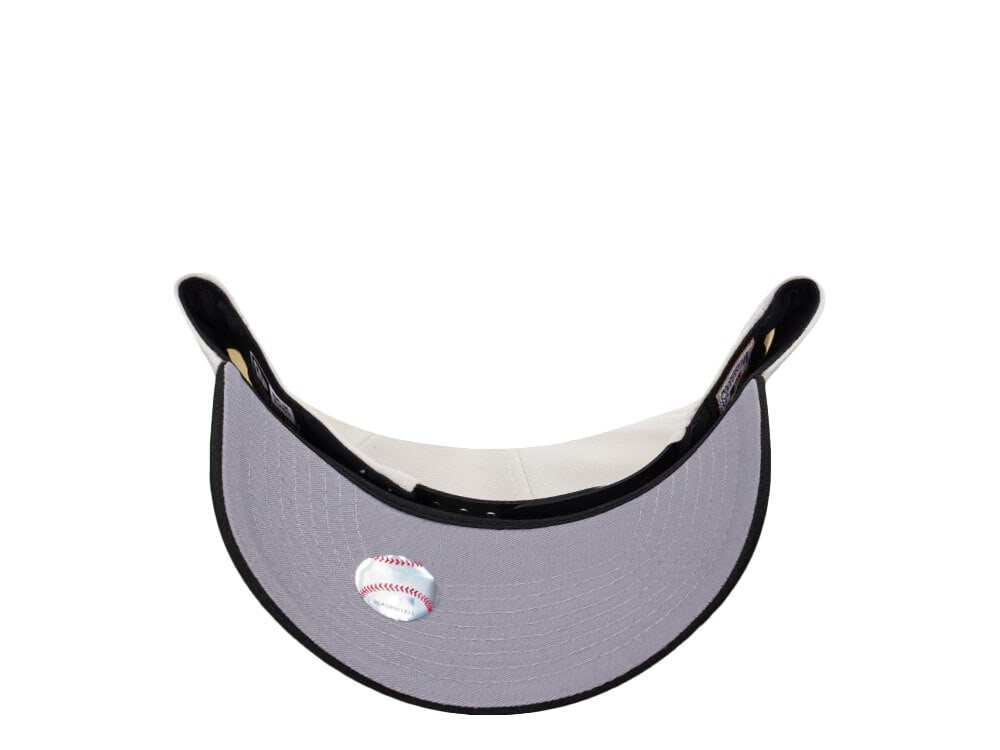 New Era New York Yankees World Series 1999 Chrome Classic Two Tone Edition 9Forty A Frame Snapback Cap