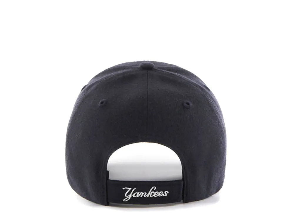 47brand New York Yankees Classic Curved Strapback Cap