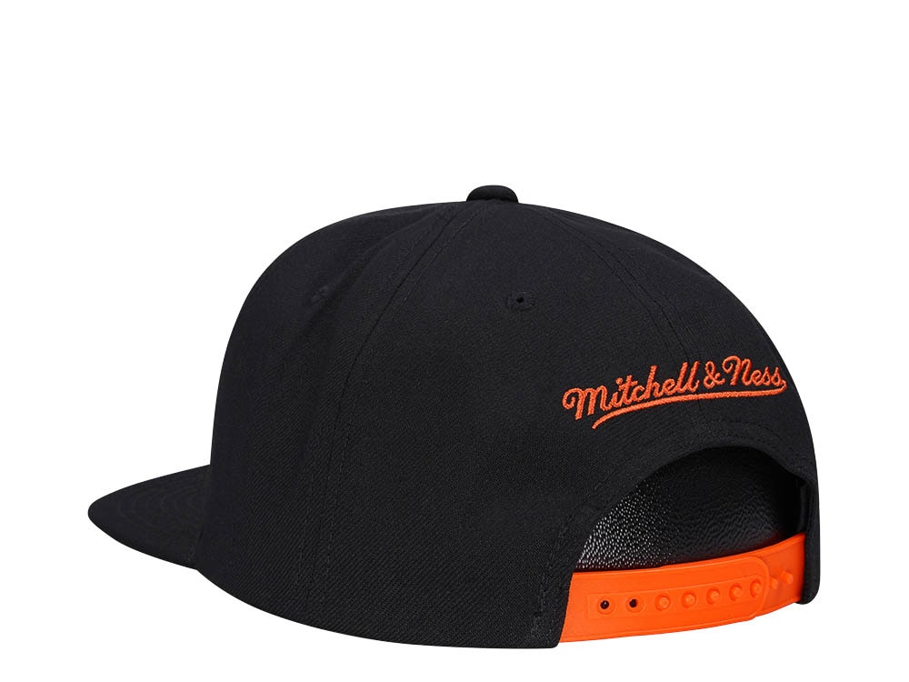 Mitchell & Ness Philadelphia Flyers Lock Up Vintage Snapback Cap
