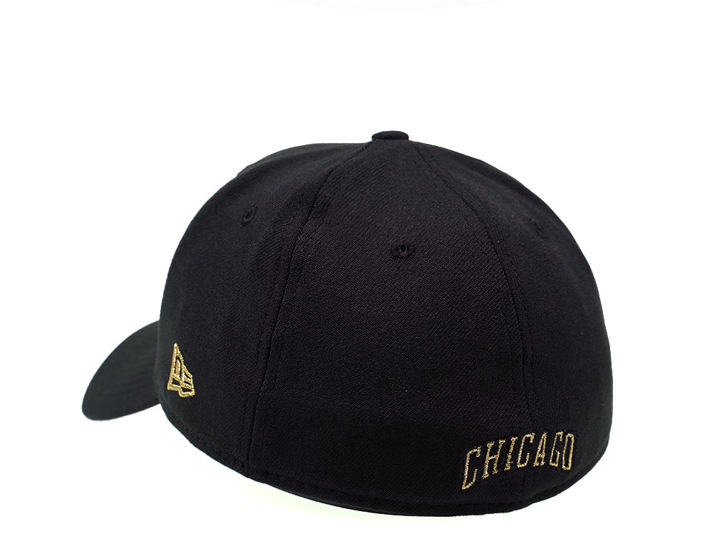 New Era Chicago Bulls Black and Gold Edition 39Thirty Stretch Cap