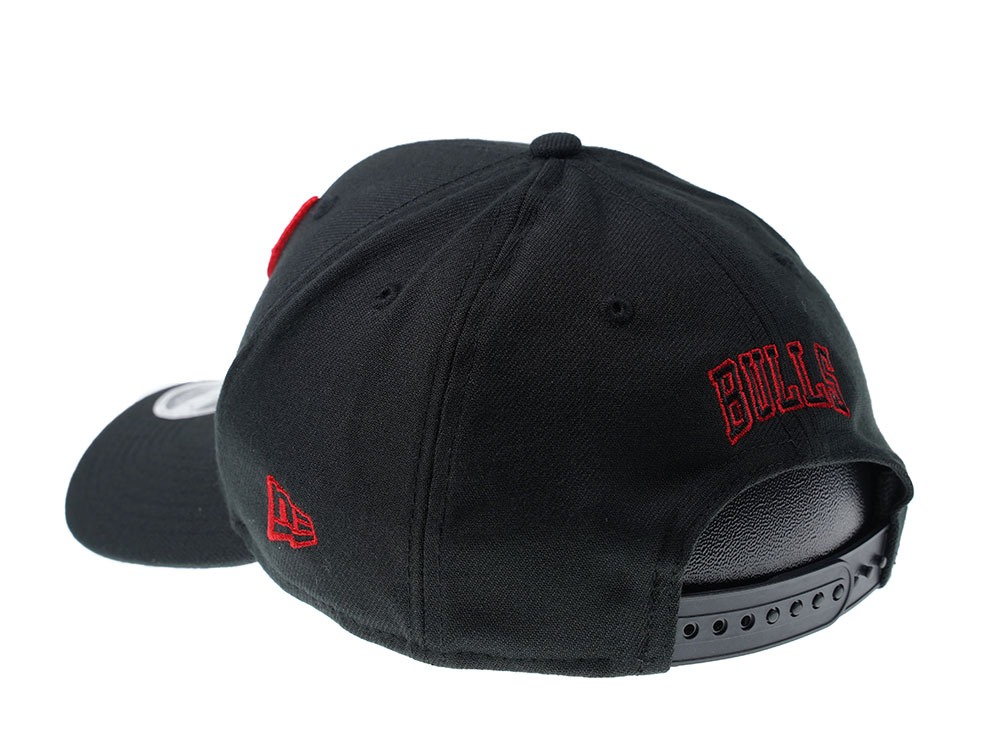 New Era Chicago Bulls Red Horn 9Fifty Stretch Snapback