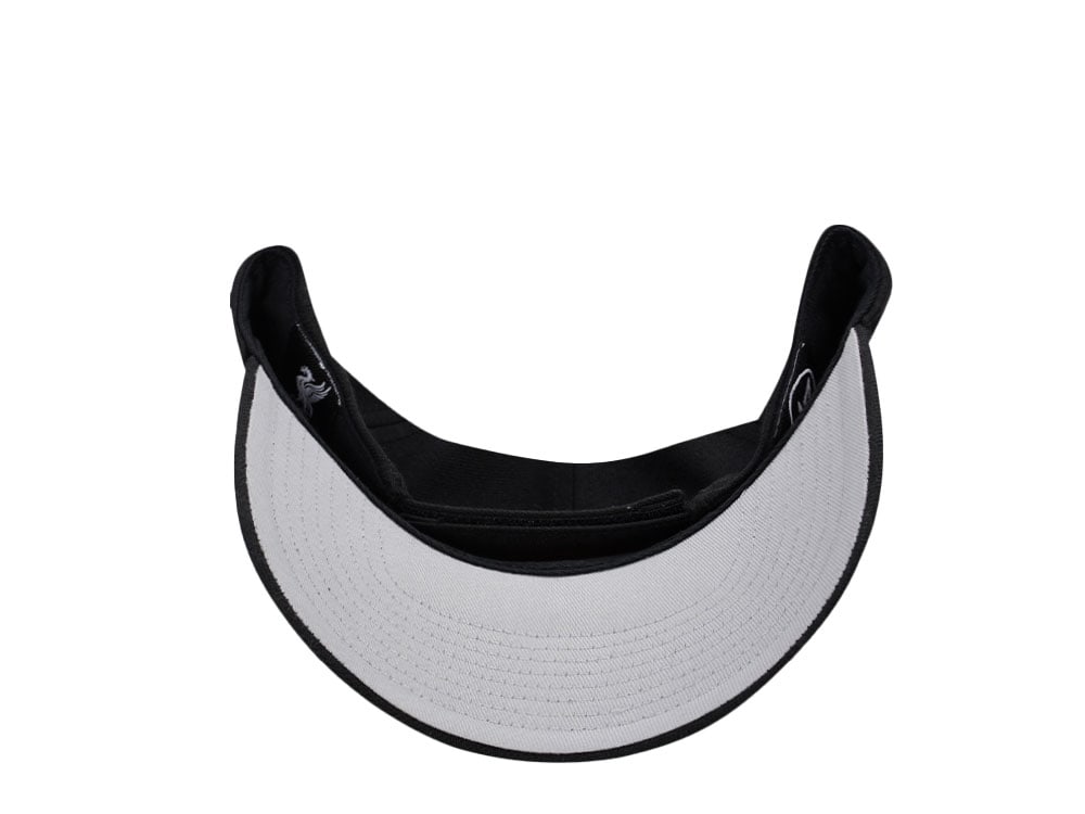 47Brand Liverpool FC Emblem Black MVP Strapback Cap